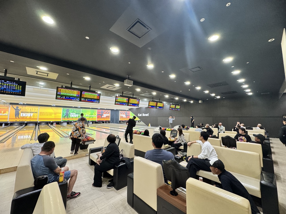社内親睦会！数年ぶりのボウリング大会を開催しました